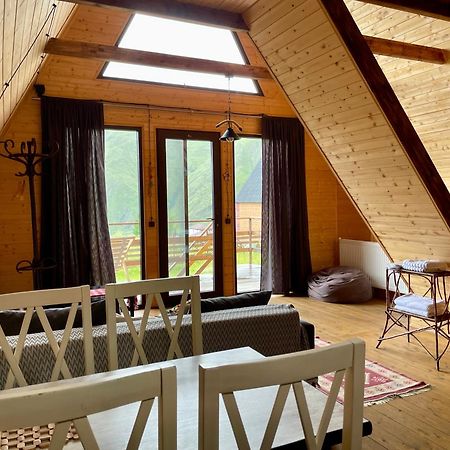 Aura Cottages Stepancminda Exteriér fotografie