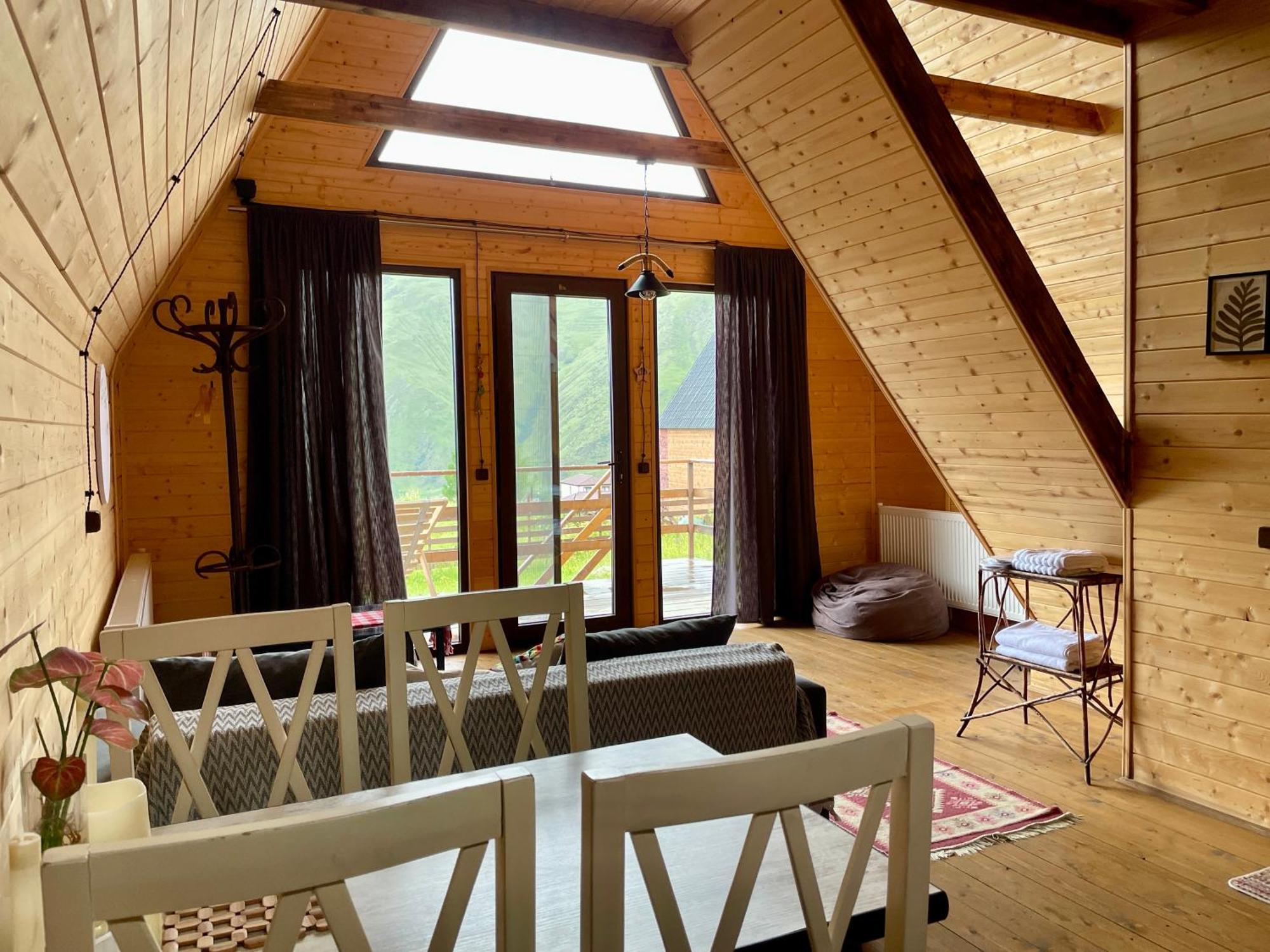 Aura Cottages Stepancminda Exteriér fotografie